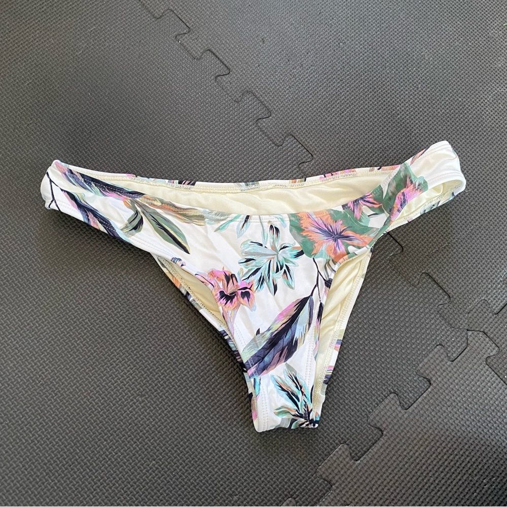 Oneill bikini bottoms, L